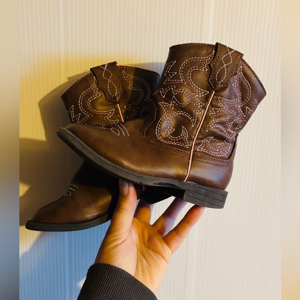 Toddler Brown Western Cowboy Boots Size 9 – Embroidered